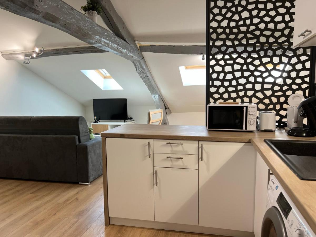 Très bel appartement climatisé situé à coté de la gare et centre ville Périgueux Exterior foto